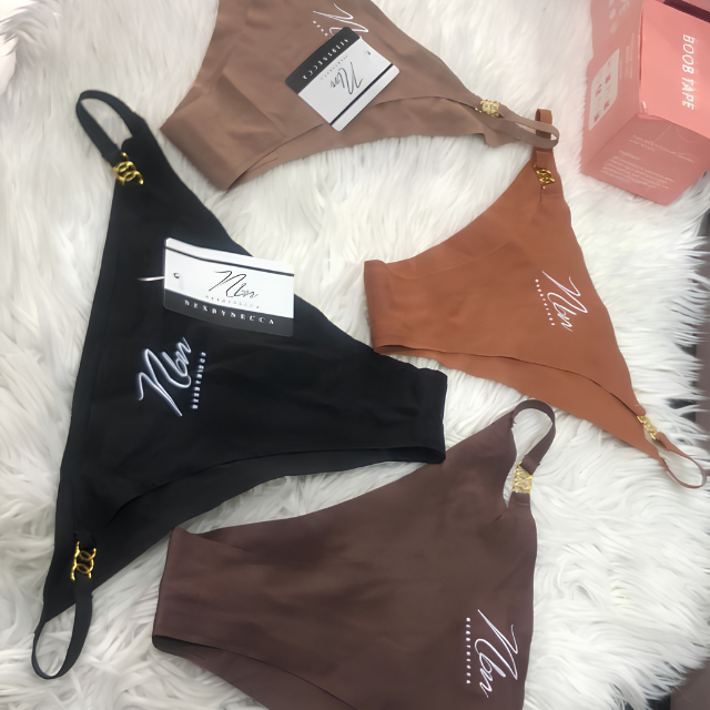 Zoey Brief